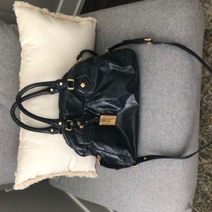 Marc Jacobs Navy Blue Patent Leather Sachel
